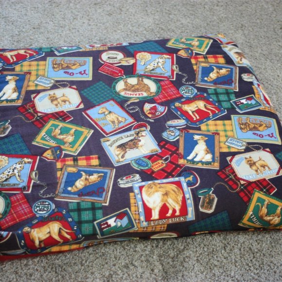 NEW Pet Bed Traveling Dogs Double-sided Cushion - Picture 2 of 2